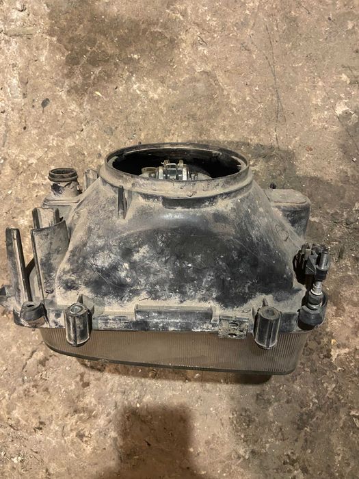 Фара  вантажного авто