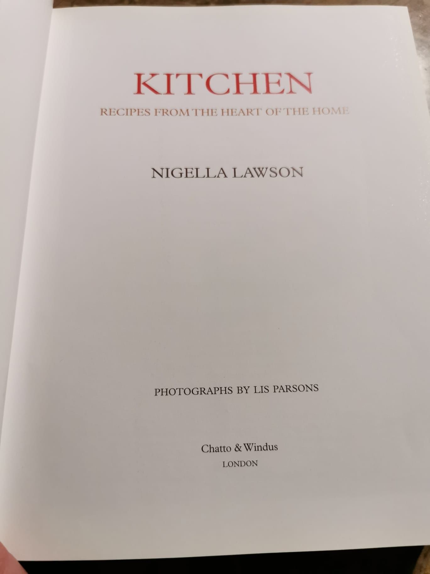 Nigella Lawson - Kitchen Recipes From The Heart of The Home