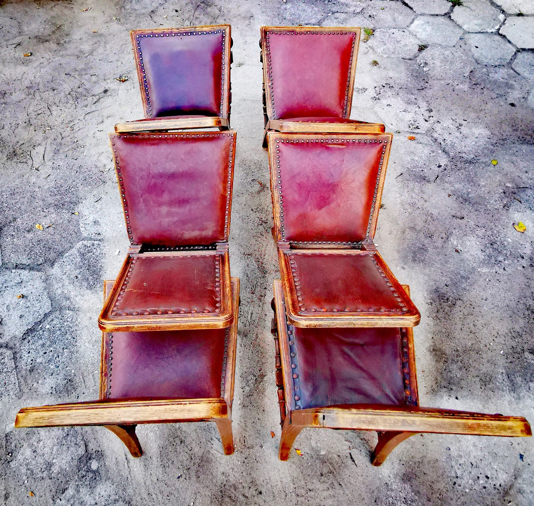 Krzesła antyczne,drewno plus skura