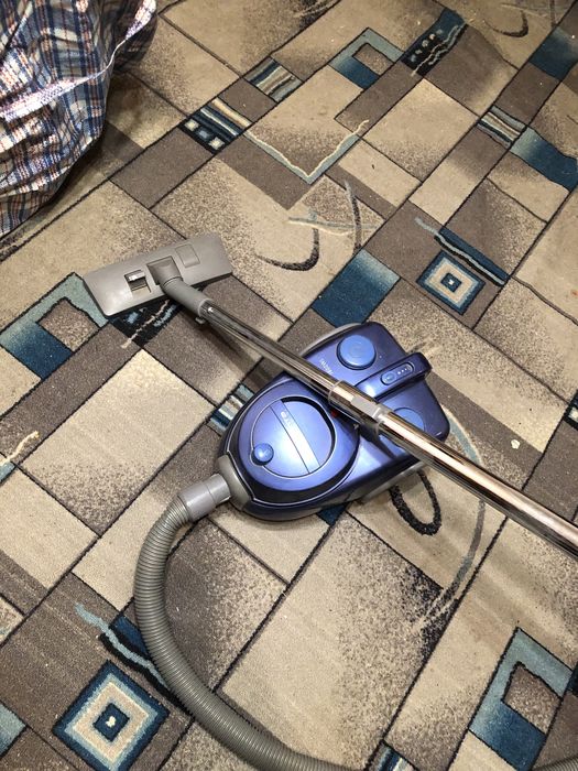 Продам пылесос ровента