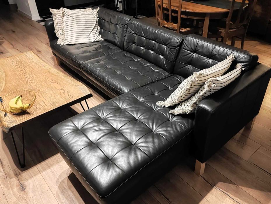 Skórzana kanapa marki IKEA