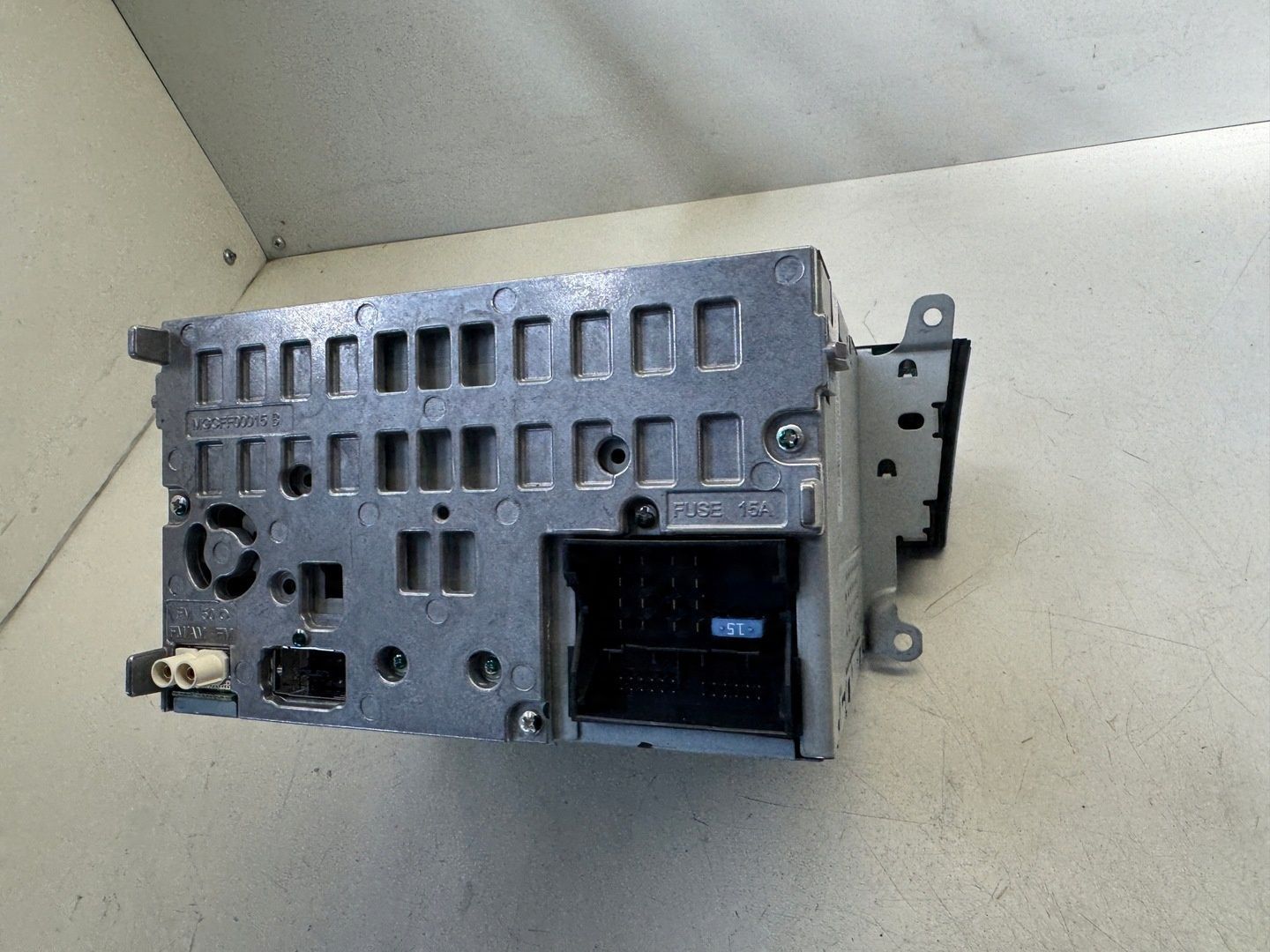 AUDI A4 B8 RADIO CD CONCERT 8T1035186C