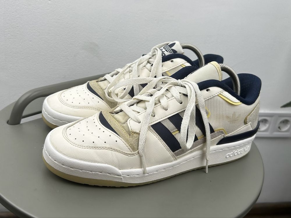 Оригінал! Кросівки Adidas Forum 43 розмір 03638