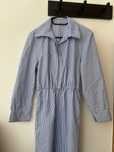 Vestido azul riscas