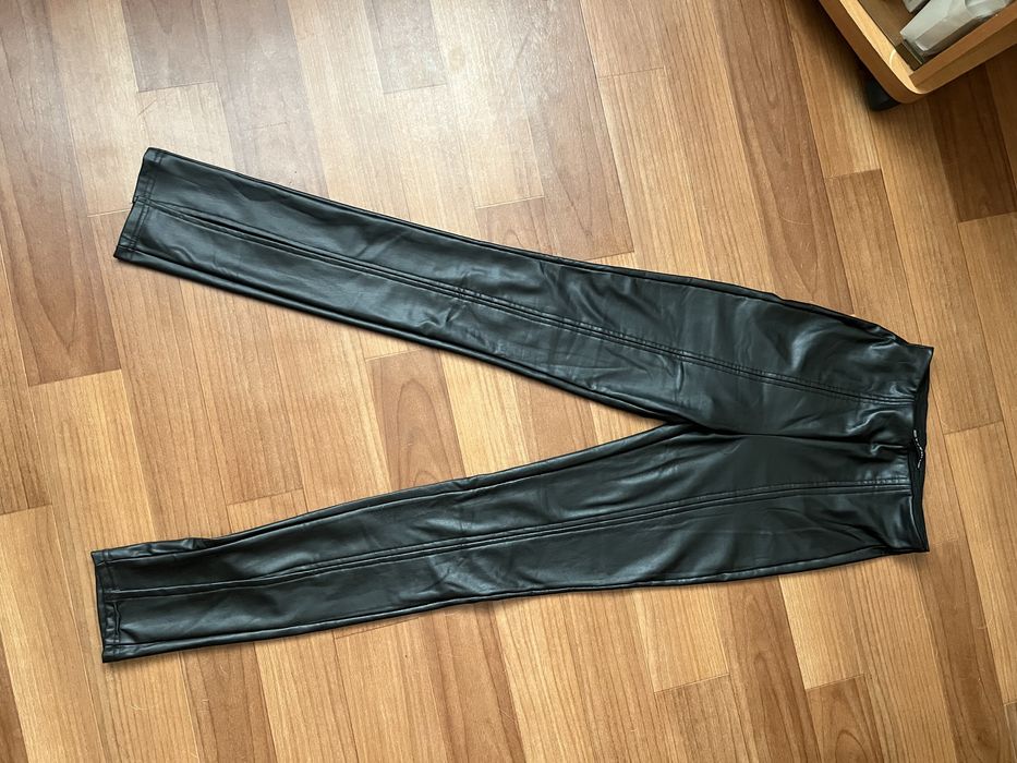 Пальто бежеве довжина міді розмір С, ресі розмір С