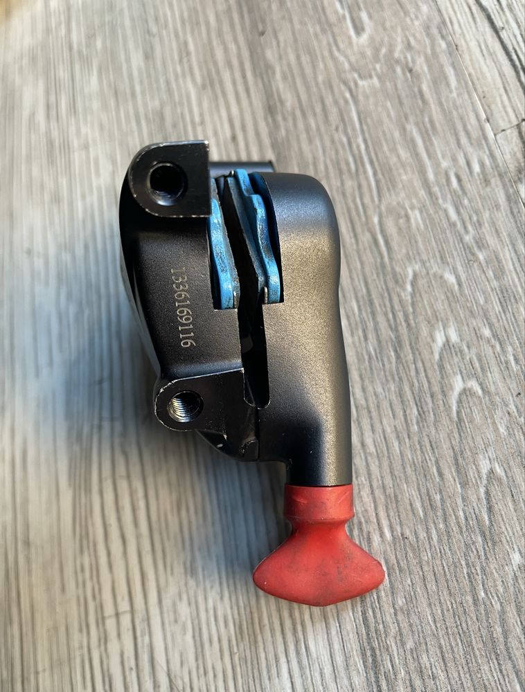 Zacisk hamulca tarczowego SRAM Force AXS