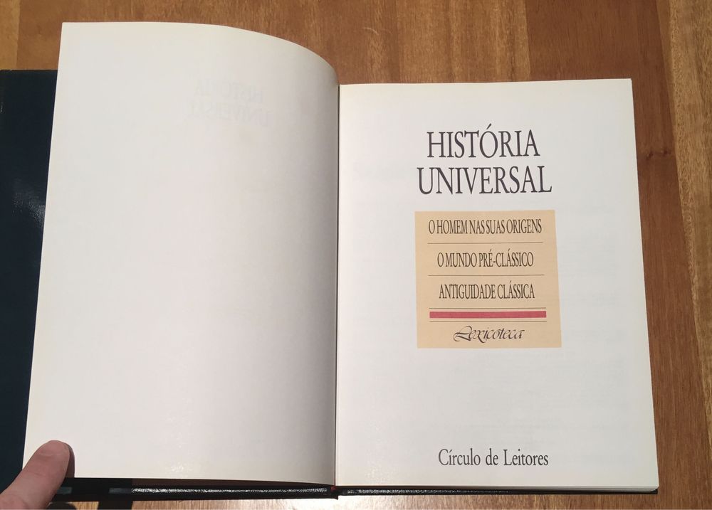 Livro História Universal volume I circulo dos leitores