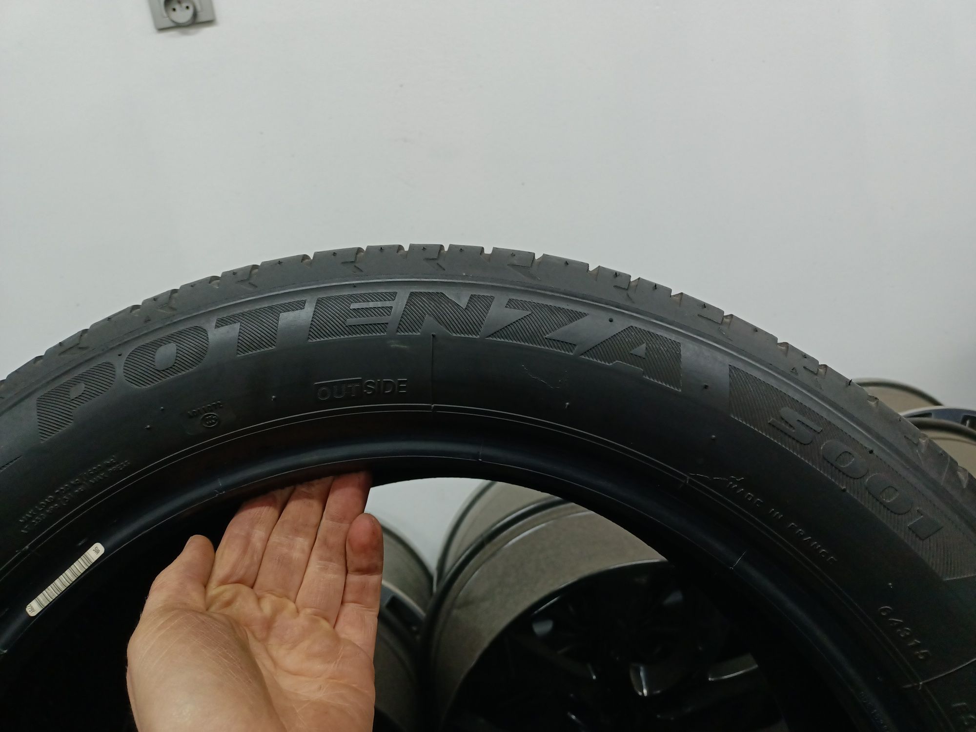 6.5mm 2 x 235/50/18 Bridgestone Potenza S001 Wysyłka