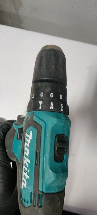 Ударний шуруповерт Makita hp331d