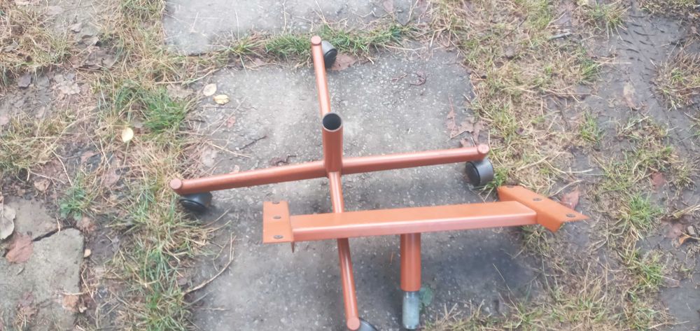 Столик під телевізор , компʼютер акваріум та інше