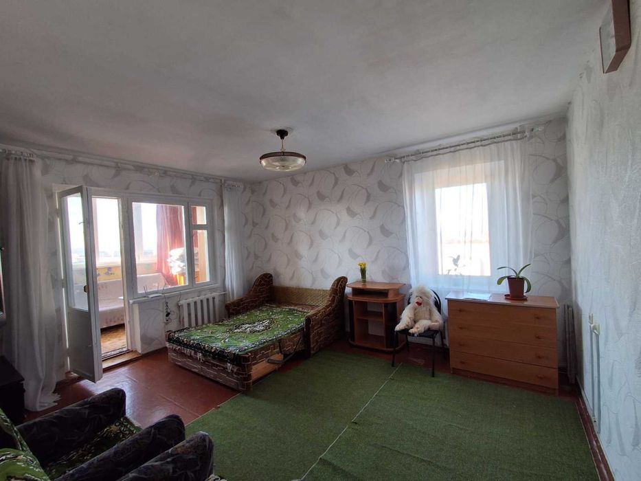 Вилика однокімнатна квартира быля парку, підходить під Е-Відновлення