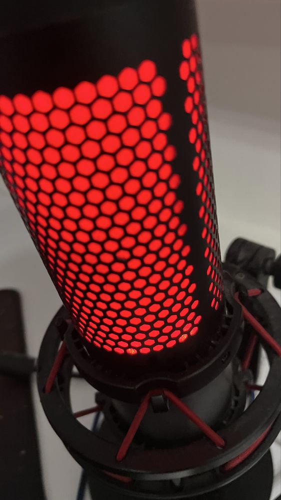 Микрафон HyperX QuadCast