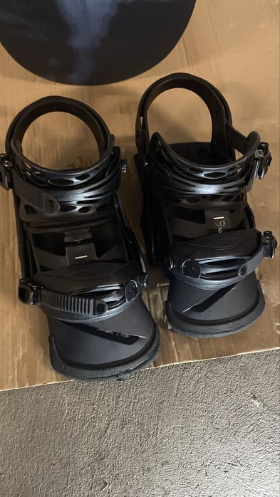 Deska snowboardowa Firefly Furious 161 plus wiazania Birton Mission