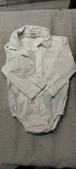 Białe koszulobody body koszulowe