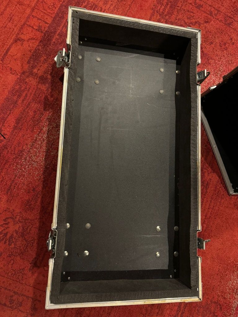 Flight case para coluna guitarra 4x12