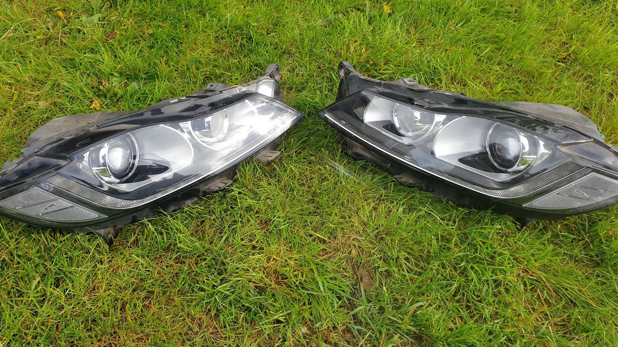 Jaguar f pace lampa przód prawy bixenon kompletna