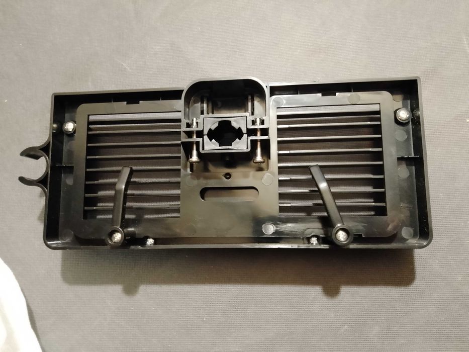 Półka prysznicowa na drążek Goopool czarna z tworzywa sztucznego