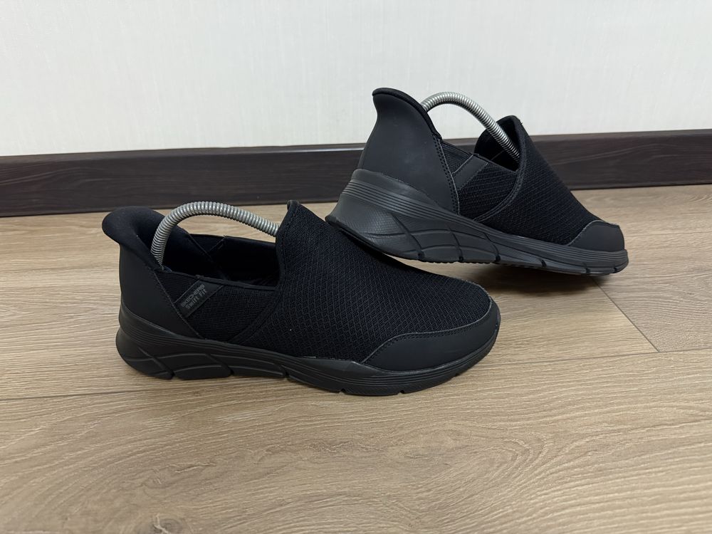 Мокасіни skechers 42 розмір в ідеальному стані