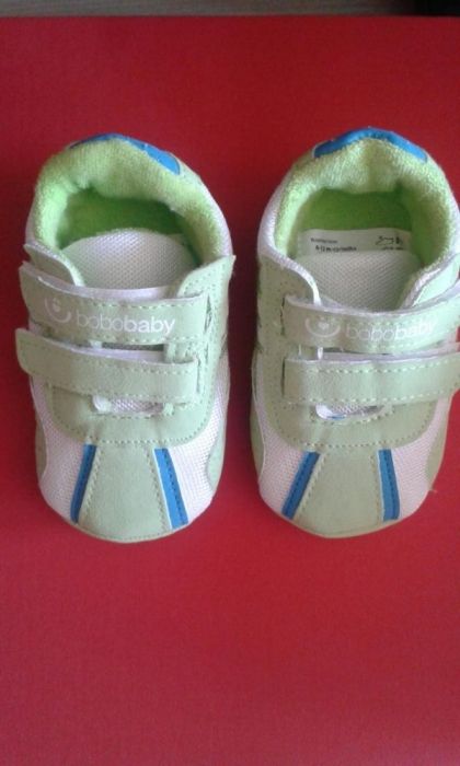 Buty niemowlęce 6-12 miesięcy
