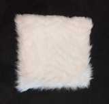 Almofada Decorativa de Pêlo Branco