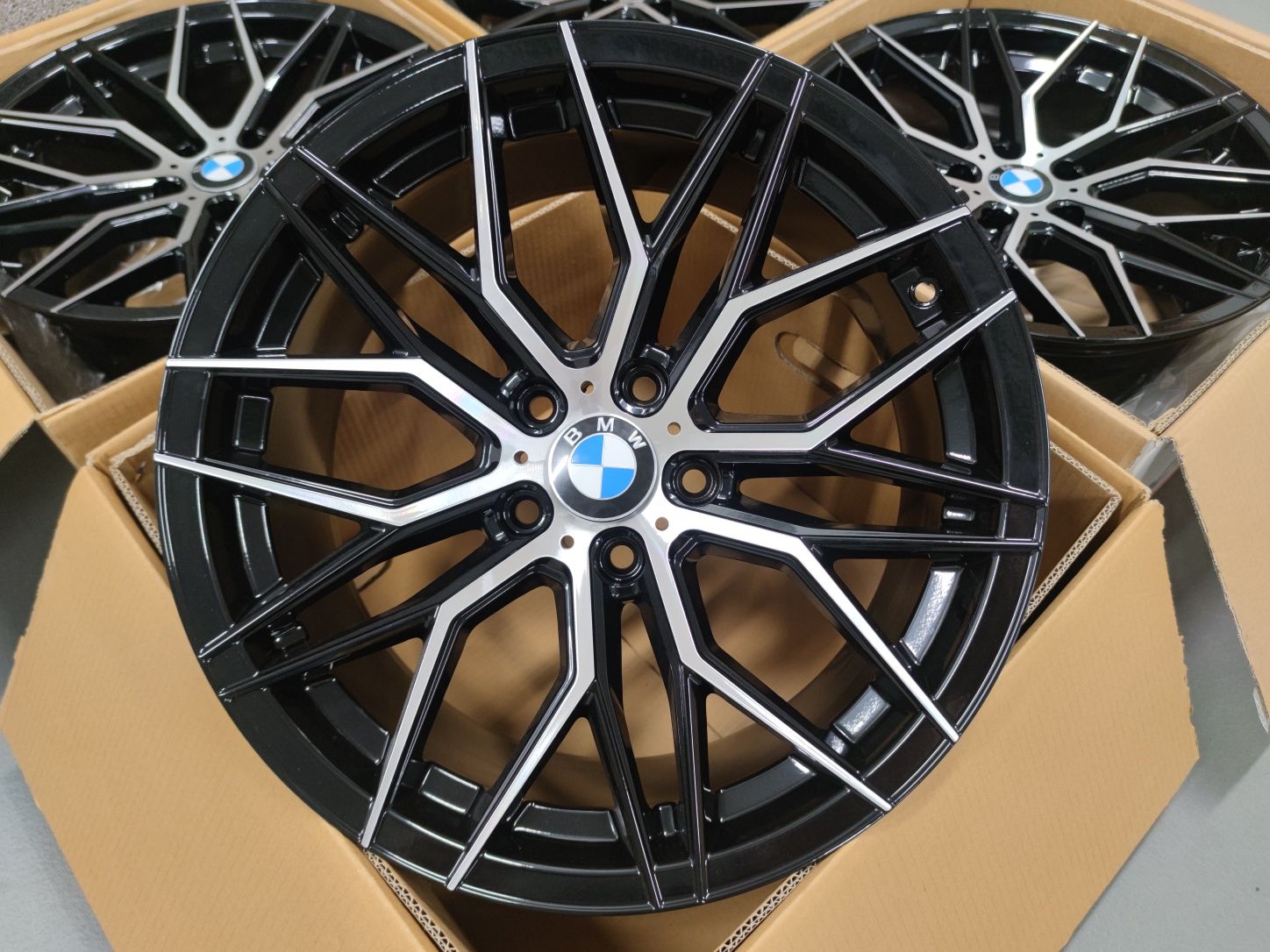 Felgi BMW 20" 5x120  Black Diamond