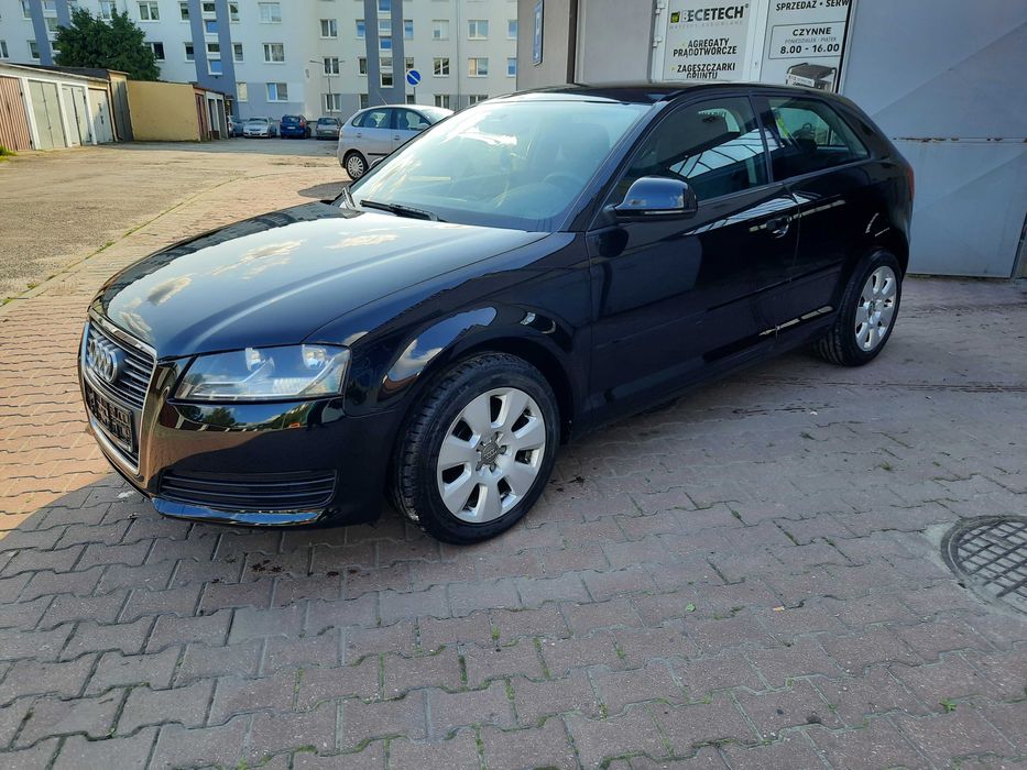 Audi A3 8P LIFT Model 2010 1.6 MPI 102 KM Klima Alufelgi 16 z DE