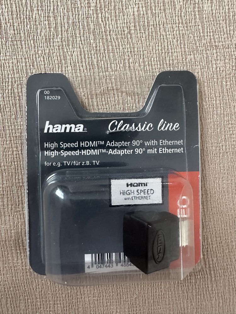 Adapter. Przejściowka, łącznik kątowy HDMI Hama