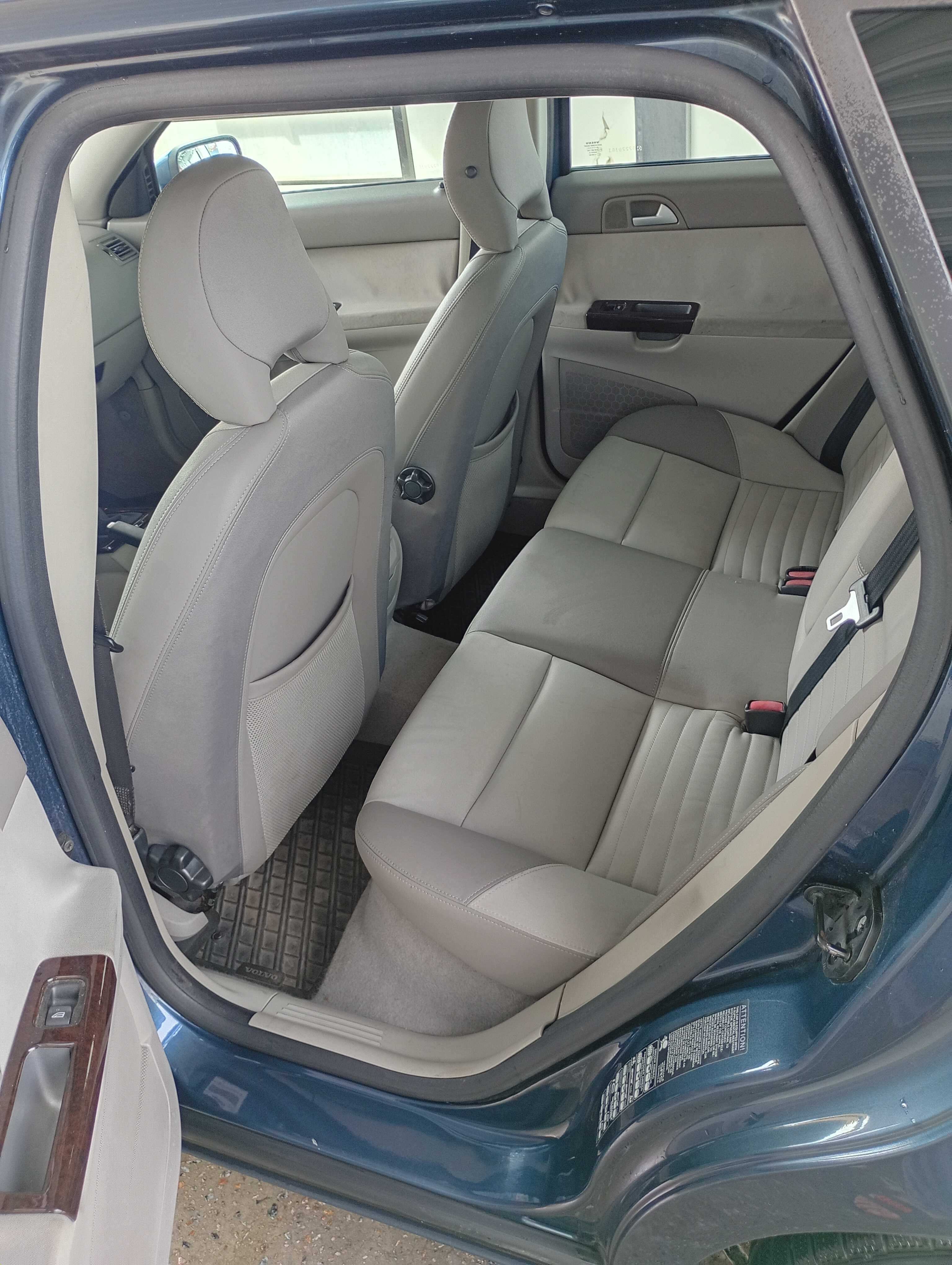 Volvo v50 diesel