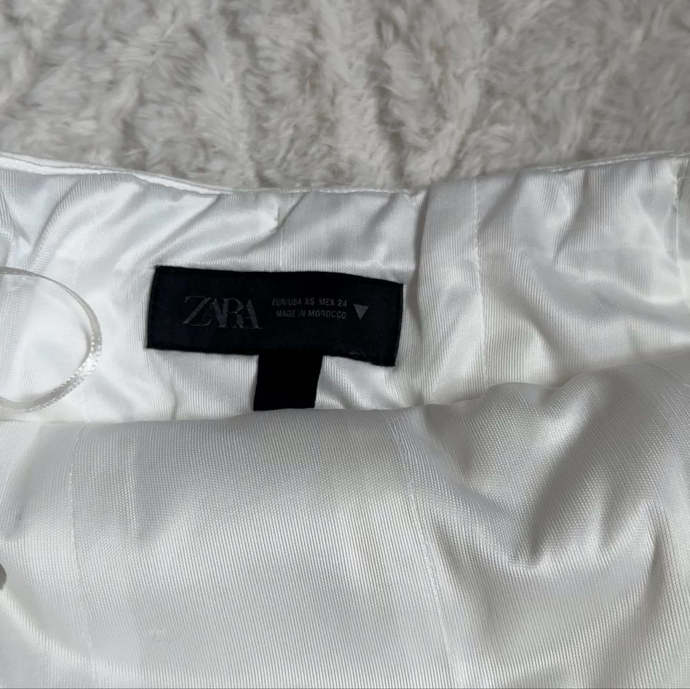 Білий топ від zara