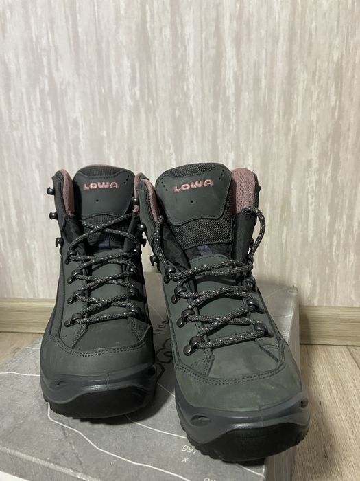 Зимові черевики-ботінки за хорошою ціною