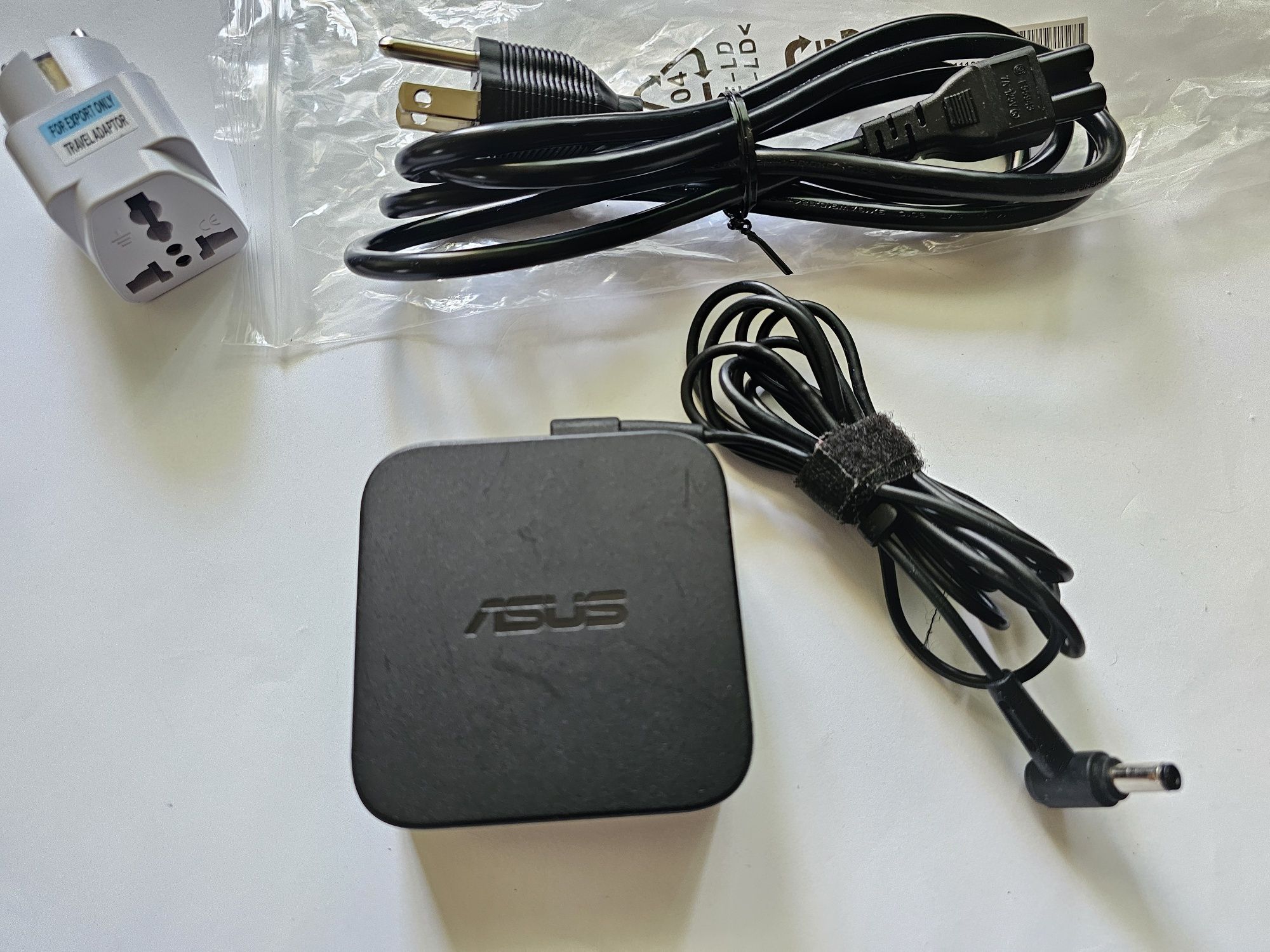 Блок Живлення для Ноутбука ASUS ADP-65GD B 19V 3,42A 65W 5,5×2,3×11mm.