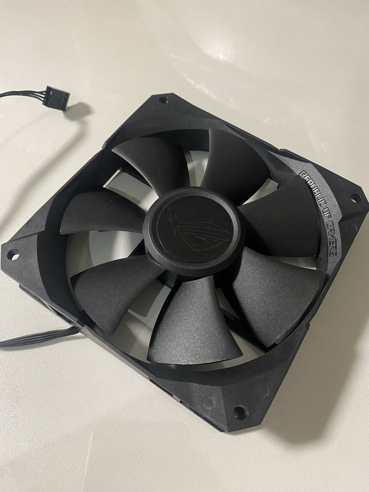 Вентилятор ROG Ryuo fan model 12 (Новий)