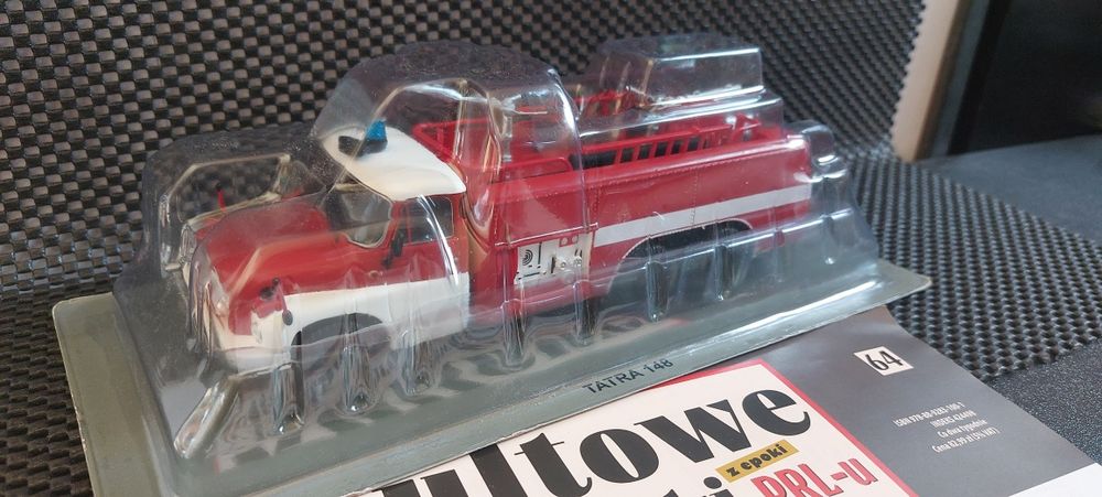 Kultowe ciężarówki PRLu model samochodu TATRA 148 CAS 32 STRAŻ