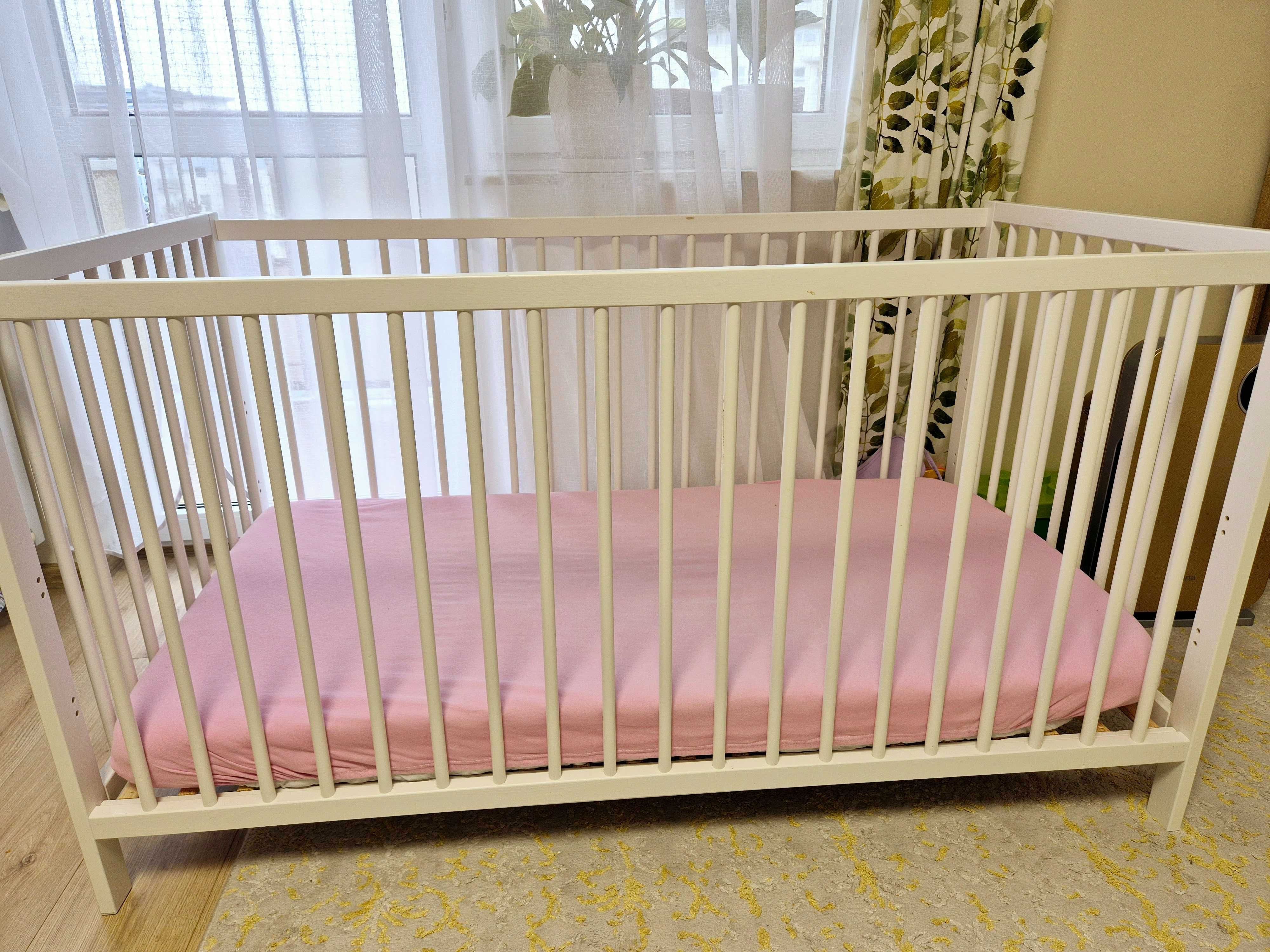 Łóżeczko niemowlęce 140x70 cm