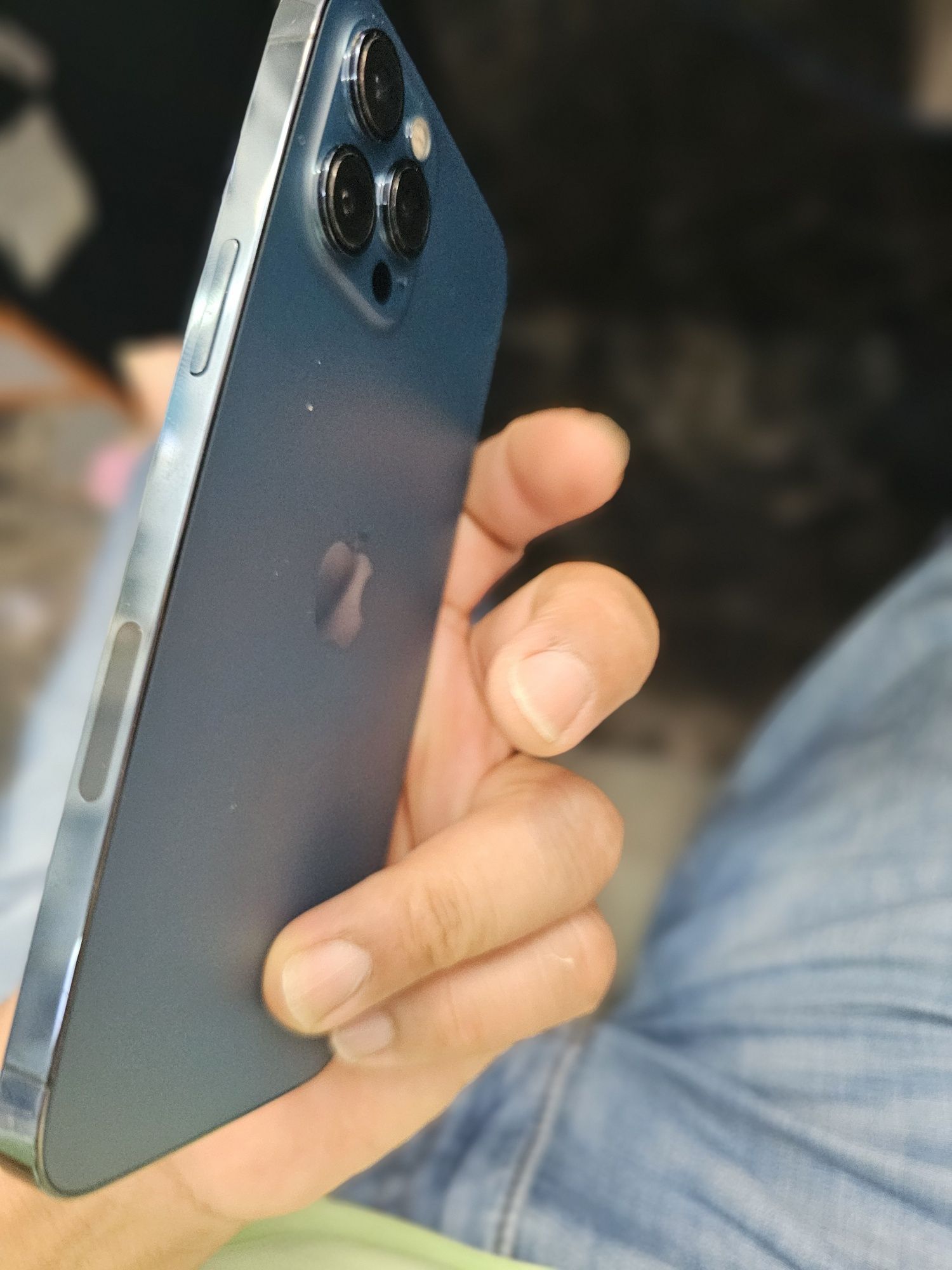 Iphone 12 pro max...128gb