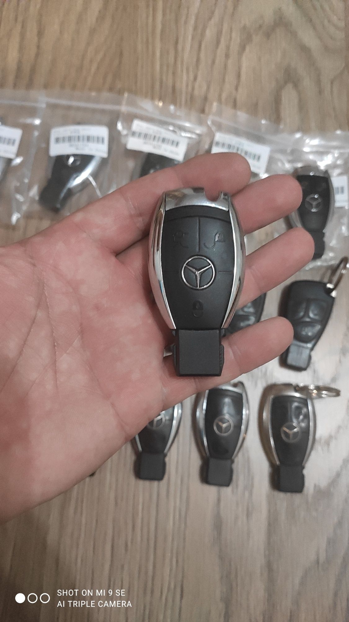Ключ Mercedes Benz W210,211,212,220,221,906,639...