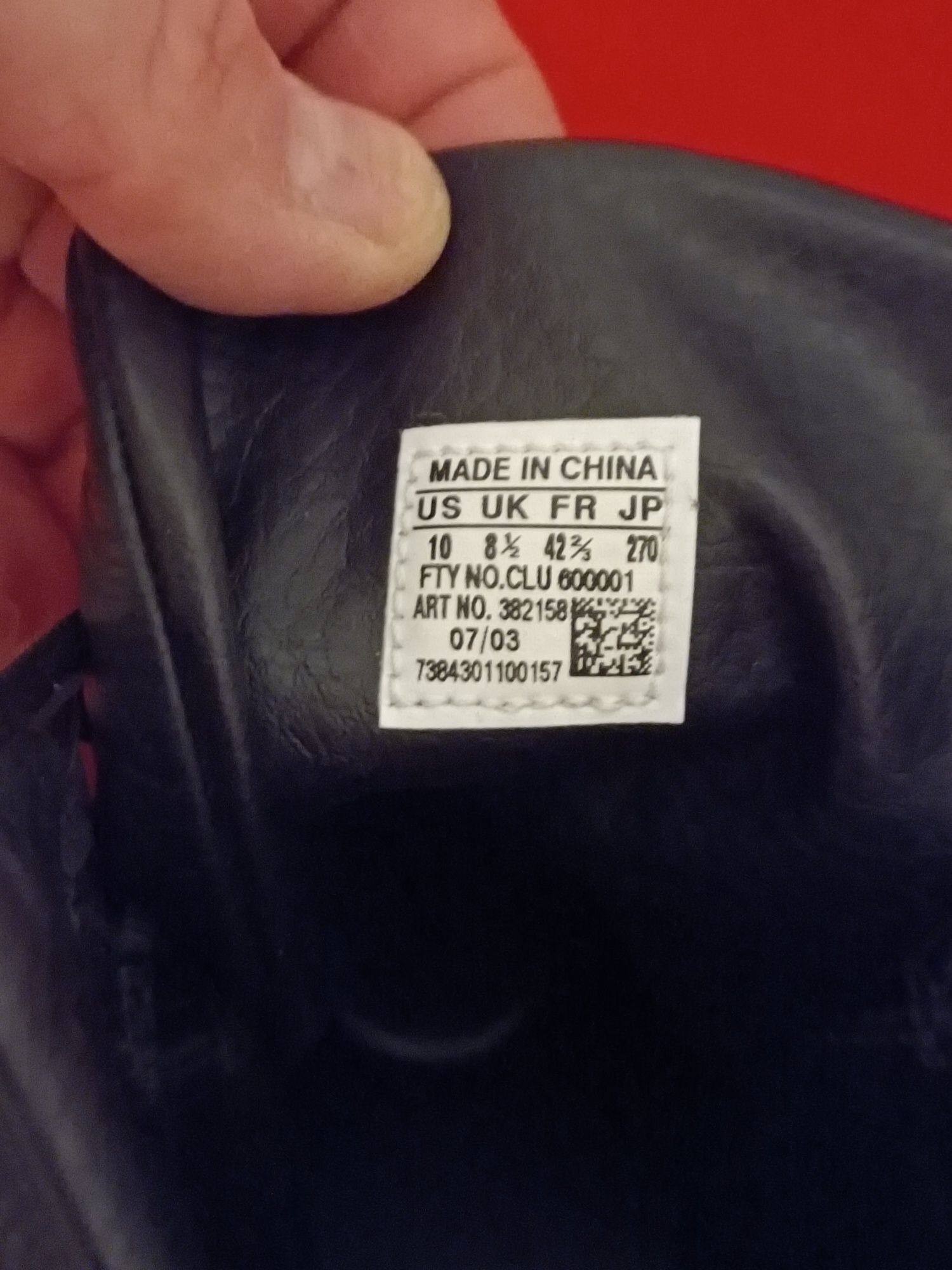 Продам оригинальные кожаные боксовки Adidas размер 42