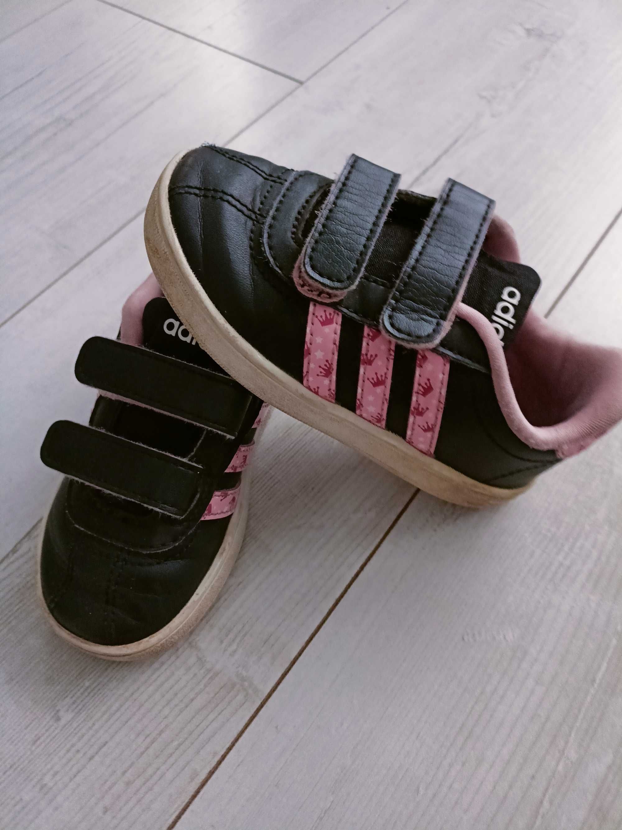 Buty Adidas roz 23