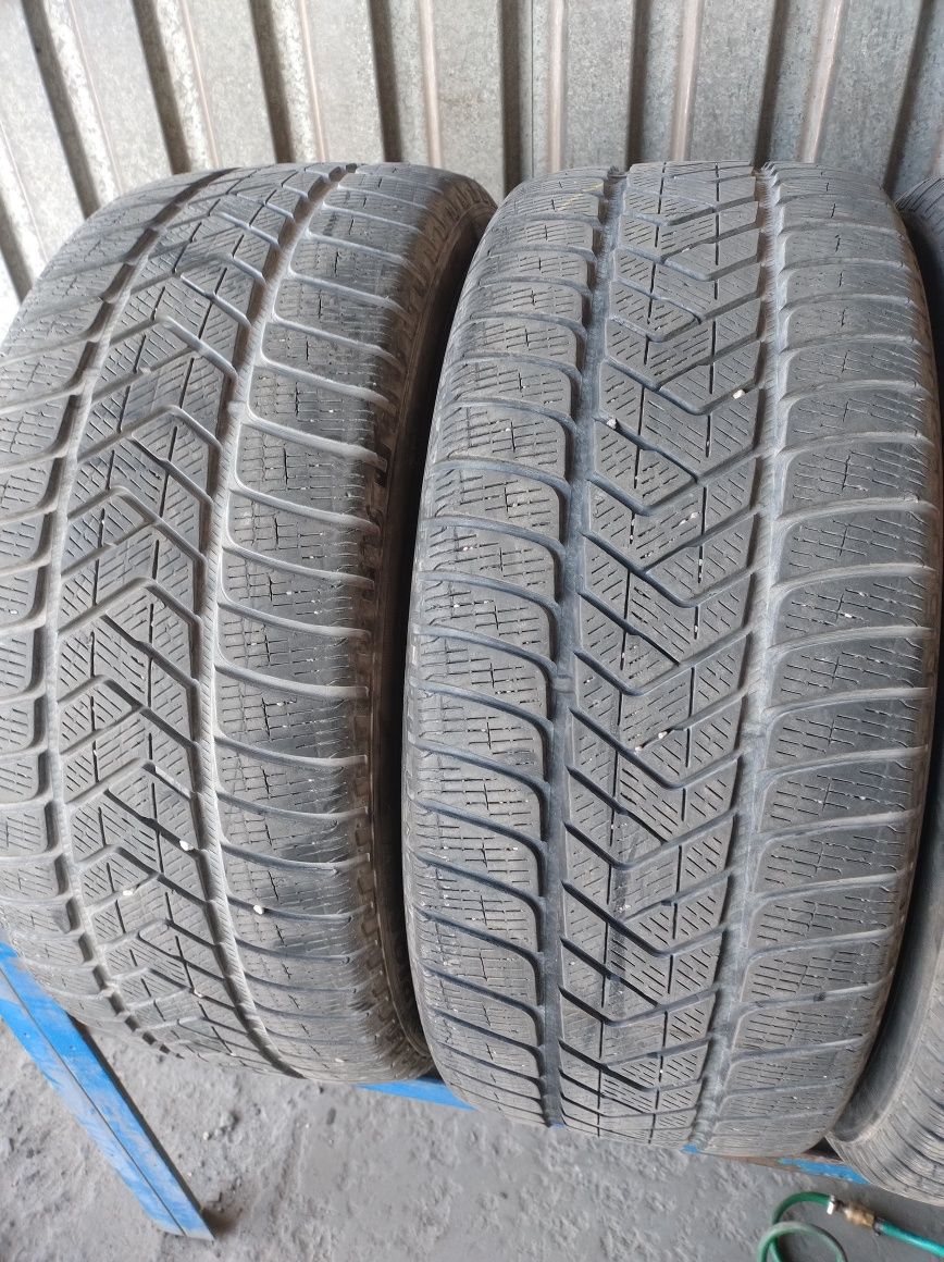 255/40R21 Pirelli 4шт