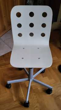 Młodzieżowe krzesło obrotowe IKEA