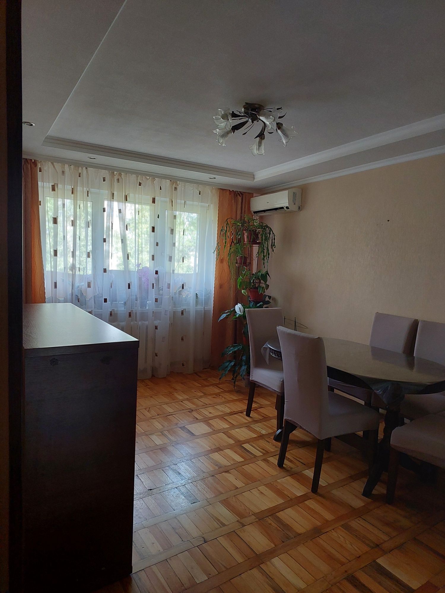 Продам 3-х кімнатну квартиру