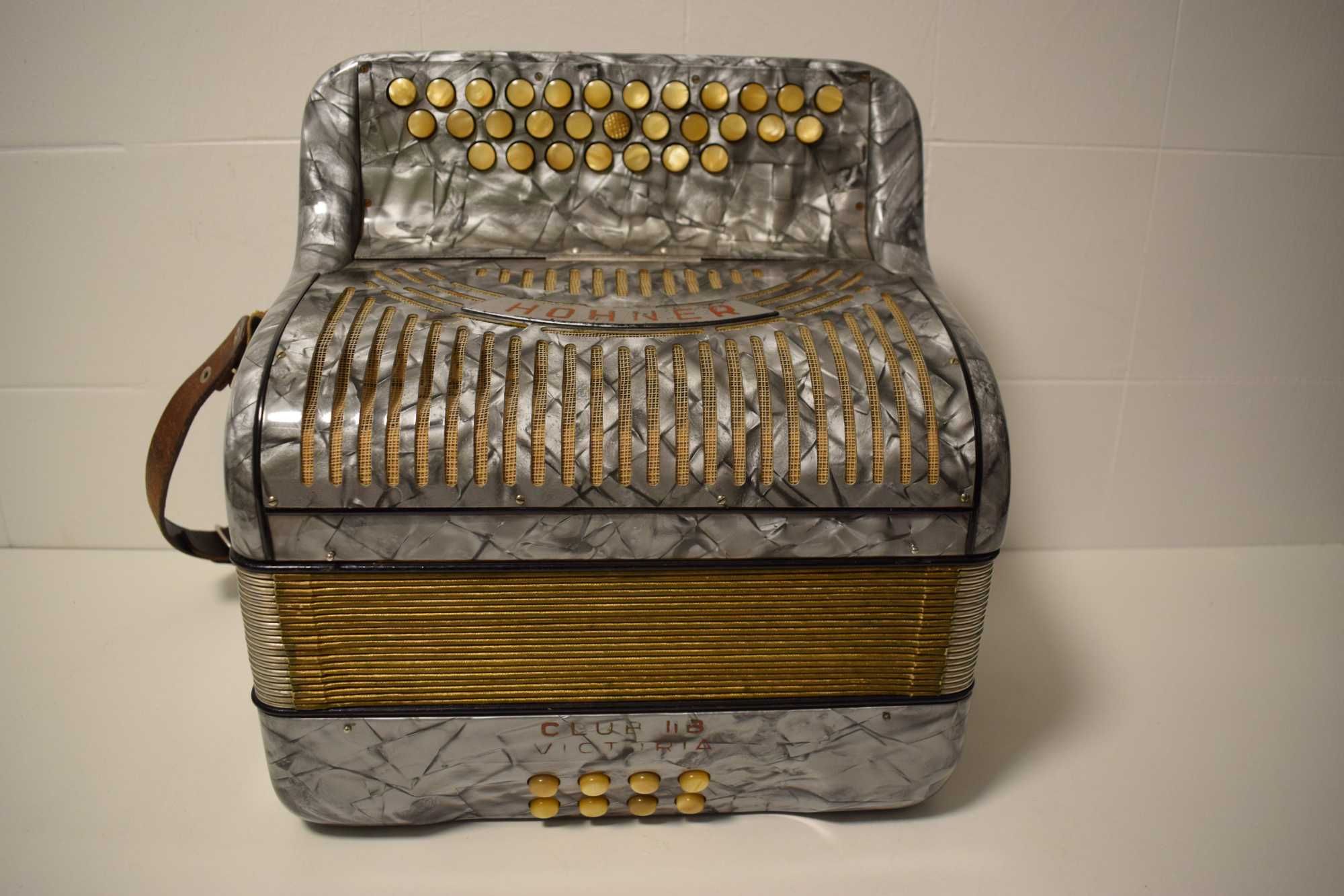 Concertina hohner club IIb Victoria 2 Voz. B