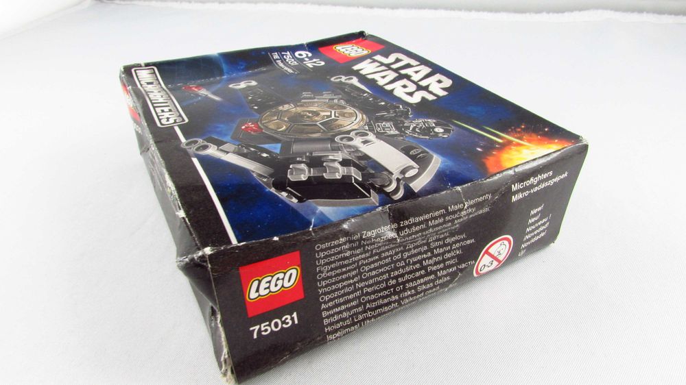 LEGO - Star Wars 75031 TIE Interceptor