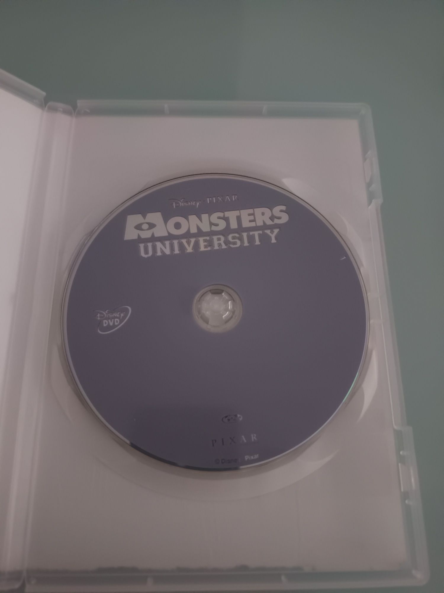 DVD Disney Monstros a universidade