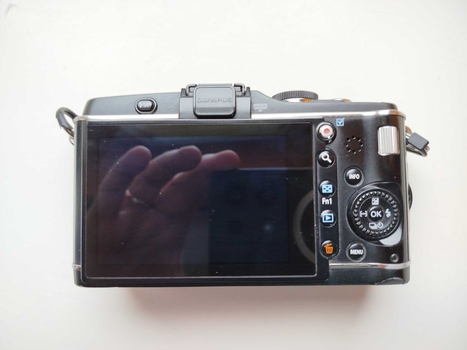 Olympus Pen E-P3 body czarny z pudełkiem