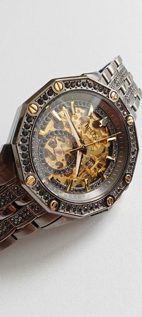 Zegarek automatyczny bulova crystal 98A293