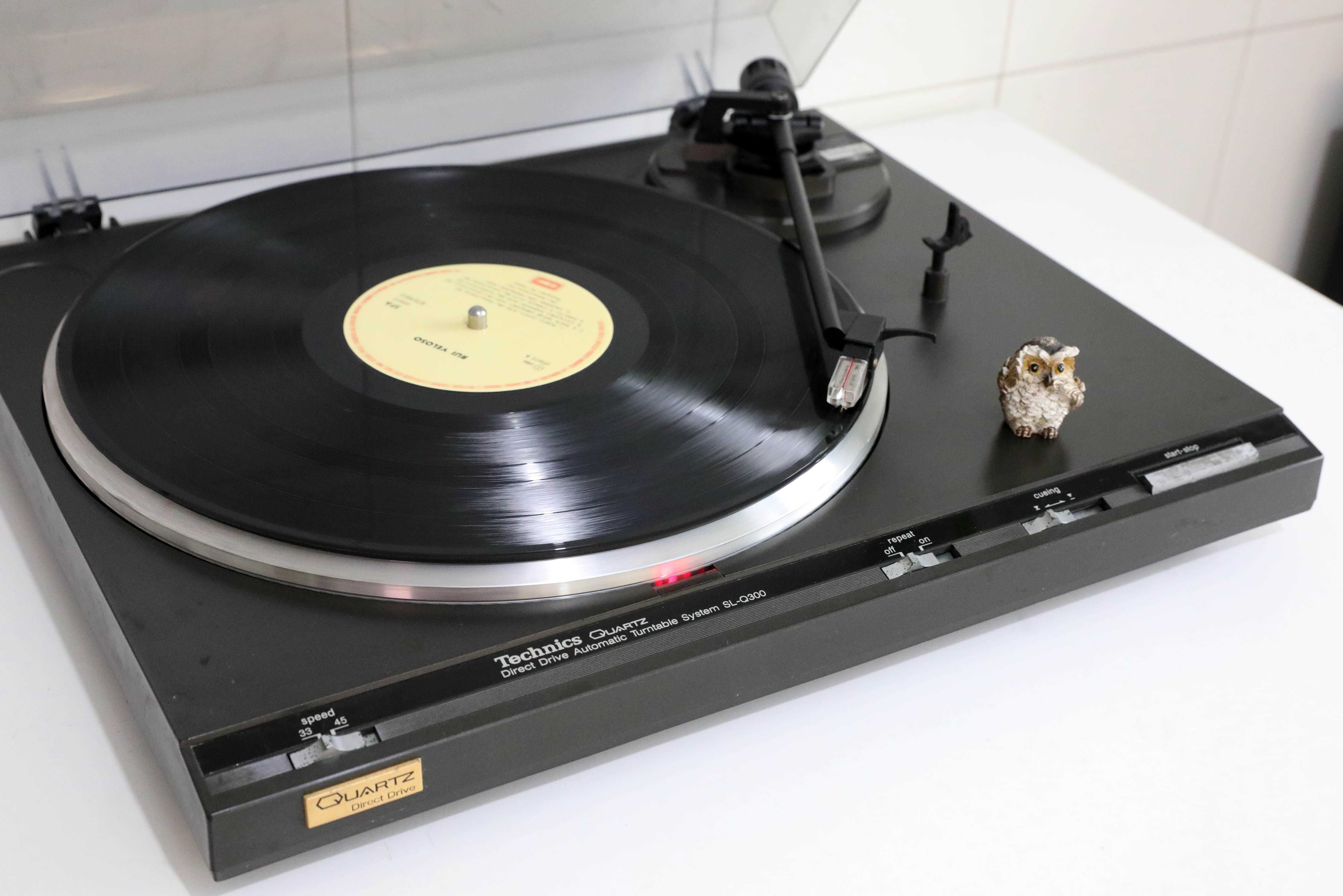 Technics SL-Q300 Gira discos Direct Drive