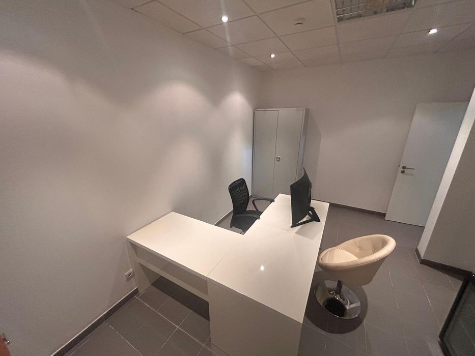 Alugo loja comercial em Albufeira