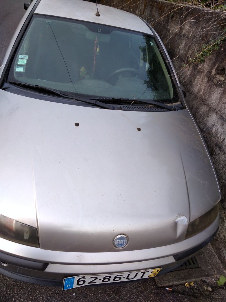 Fiat punto 2003 para peças vendo inteiro