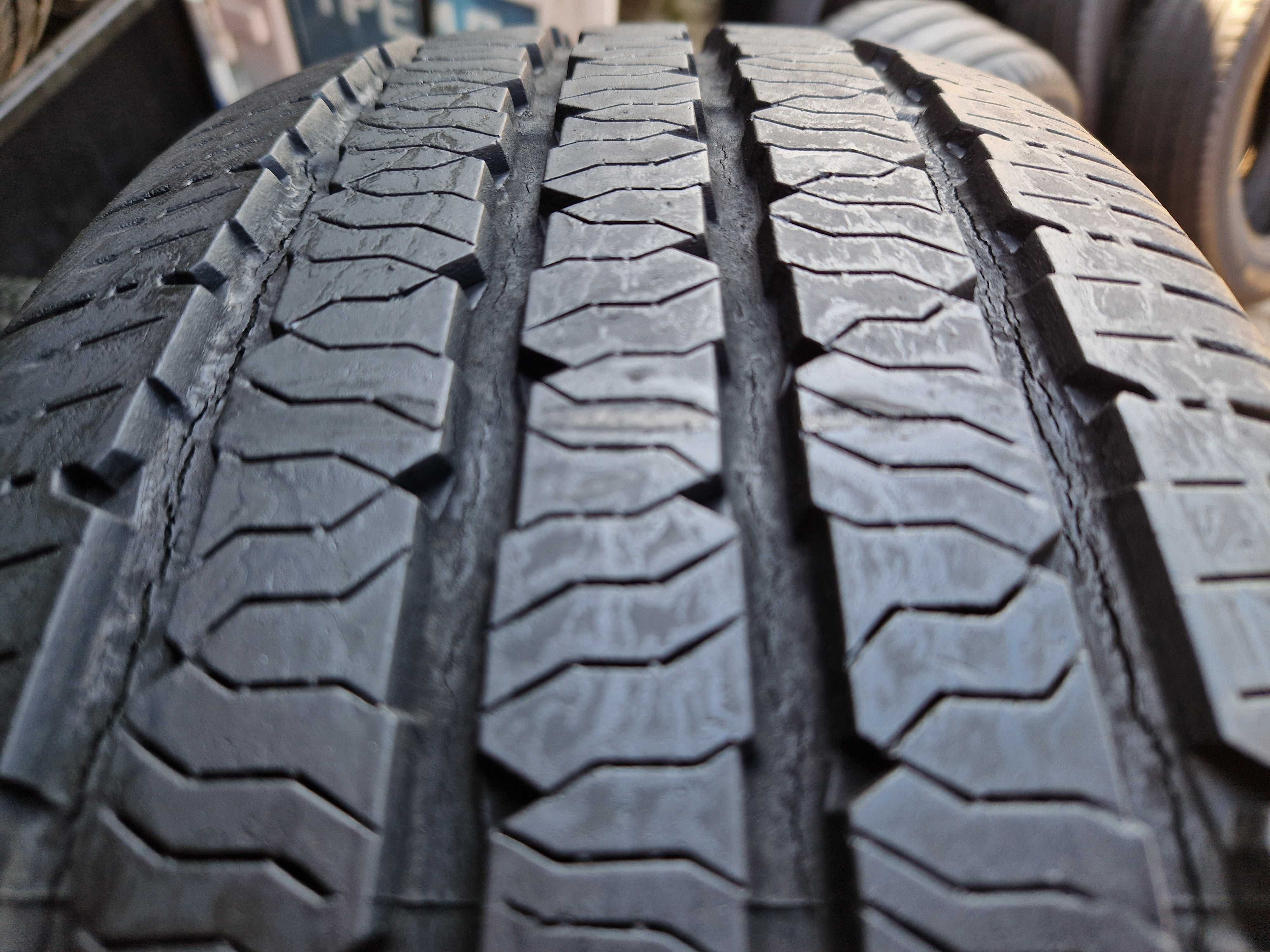 Склад шини резина шины покрышки 235/60R17 Kumho Radial 798 Plus